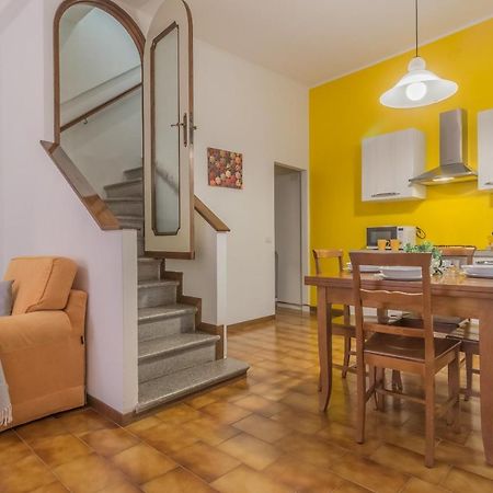 Casa Greppi Варена Екстериор снимка