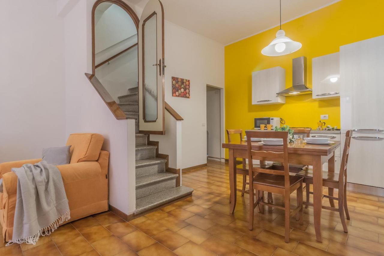Casa Greppi Варена Екстериор снимка