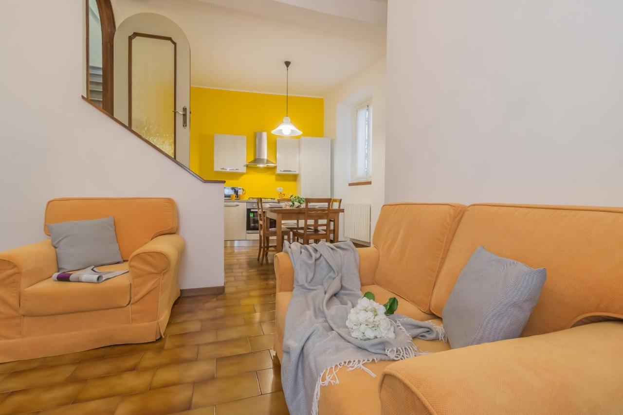Casa Greppi Варена Екстериор снимка